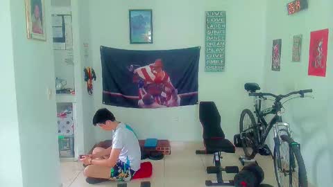 Snapshot of andy_gray01 chatting on October 29, 1:13 pm Andy Gray online show from October 29, 1:13 pm