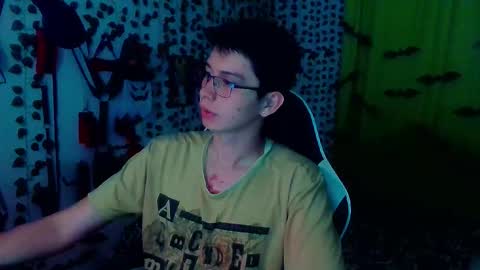 Snapshot of andy_gray01 chatting on November 5, 11:10 am Andy Gray online show from November 5, 11:10 am