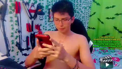 Snapshot of andy_gray01 chatting on November 12, 1:39 am Andy Gray online show from November 12, 1:39 am