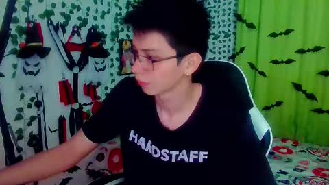 Snapshot of andy_gray01 chatting on November 14, 2:49 pm Andy Gray online show from November 14, 2:49 pm