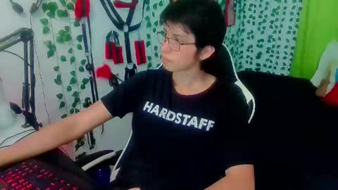 Snapshot of andy_gray01 chatting on February 11, 6:35 pm Andy Gray online show from February 11, 6:35 pm