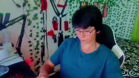 Snapshot of andy_gray01 chatting on February 22, 3:43 pm Andy Gray online show from February 22, 3:43 pm