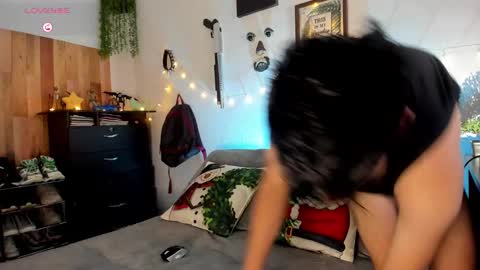 andy_guez_11 online show from December 20, 10:38 am