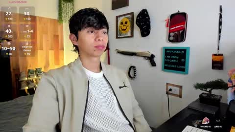 andy_guez_11 online show from February 21, 10:17 am
