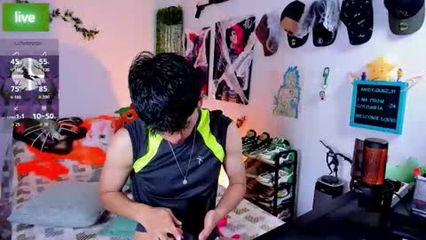 andy_guez_11 online show from October 25, 10:01 am