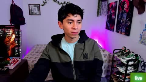 andy_guez_11 online show from November 9, 10:02 am