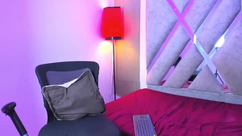 andy_jones7 online show from September 27, 3:33 am