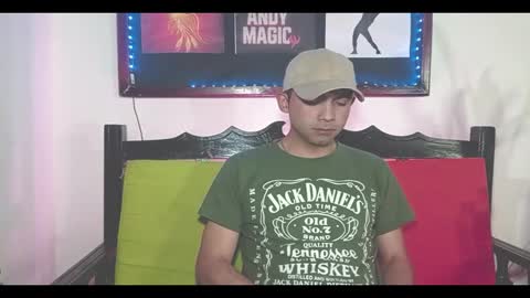 andy_magic_ online show from December 2, 1:33 am