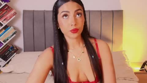 andy_saenz13 online show from May 29, 11:36 pm