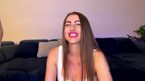 Snapshot of andy_velvet chatting on June 16, 9:39 pm andy_velvet online show from June 16, 9:39 pm