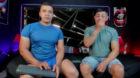 andyandfrank online show from December 3, 8:40 pm