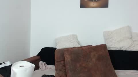 Snapshot of andyfame1 chatting on June 19, 11:08 pm Andy Fame online show from June 19, 11:08 pm