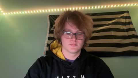 Snapshot of andyhasabigdick chatting on February 15, 3:47 am Andy online show from February 15, 3:47 am