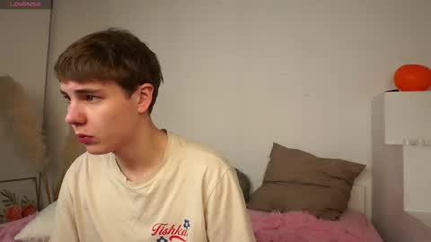 Mandy and Andy online show from November 23, 4:07 pm