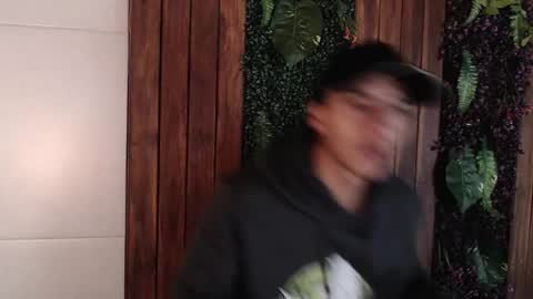 Snapshot of andyjoy_ chatting on October 19, 10:16 am Andy Joy online show from October 19, 10:16 am