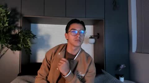 Snapshot of andyjoy_ chatting on November 14, 11:31 am Andy Joy online show from November 14, 11:31 am