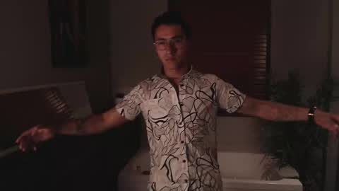 Snapshot of andyjoy_ chatting on November 17, 11:27 am Andy Joy online show from November 17, 11:27 am