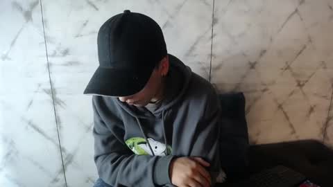 Snapshot of andyjoy_ chatting on November 19, 11:21 am Andy Joy online show from November 19, 11:21 am