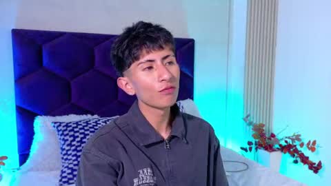 andyjustgame  online show from July 14, 4:28 am