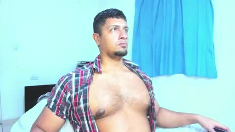 andylemonda online show from November 18, 2:17 am