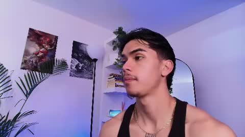 Snapshot of andypalmerr chatting on July 9, 1:26 pm andypalmerr online show from July 9, 1:26 pm