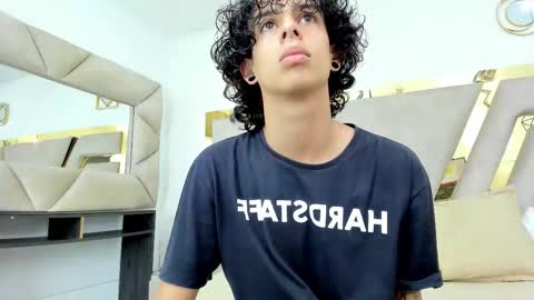 andyxibrat online show from November 15, 7:21 pm