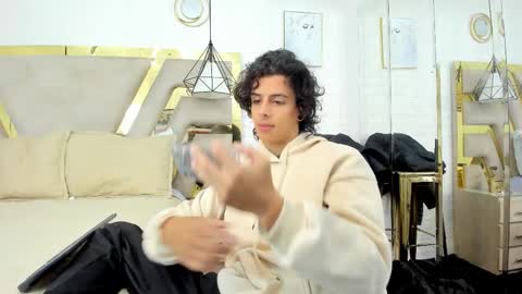 andyxibrat online show from November 16, 12:00 pm