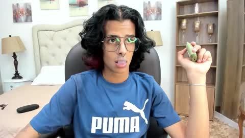 andyxibrat online show from February 7, 7:17 pm