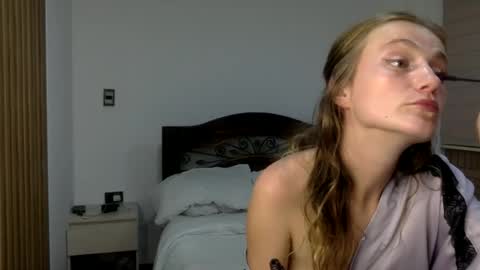 andyzuzka online show from October 29, 11:17 pm