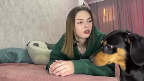 Sophie online show from September 14, 2:38 pm