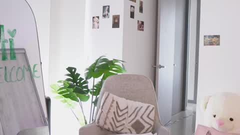 Angel online show from March 25, 2:45 pm