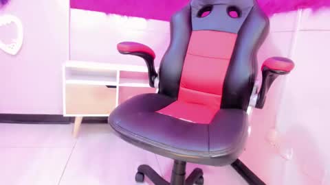 Angel21 online show from December 3, 11:57 pm