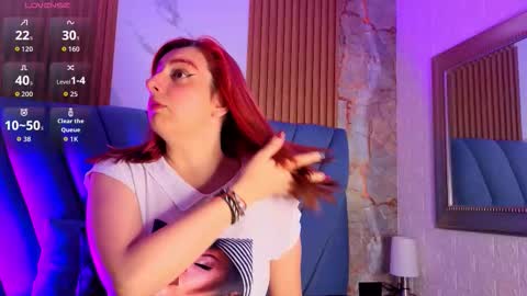 angel__red_ online show from November 19, 2:33 am