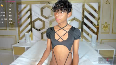 Snapshot of angel__sweet18 chatting on January 20, 10:07 am online show from January 20, 10:07 am