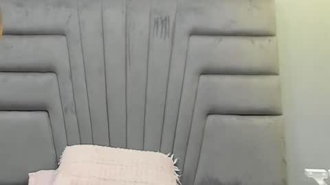 Snapshot of angel_adamx chatting on November 5, 3:17 am Angel online show from November 5, 3:17 am