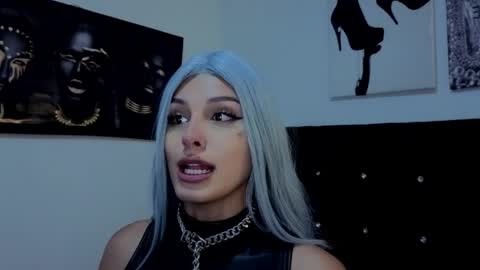 Angel-dragun online show from March 17, 3:11 am