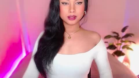 Angel online show from May 4, 7:10 pm