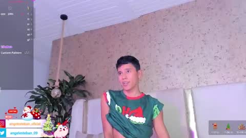 ngel Esteban  online show from December 11, 3:56 am