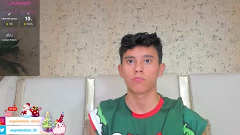 ngel Esteban  online show from December 14, 10:02 am