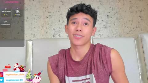 ngel Esteban  online show from December 17, 9:50 am