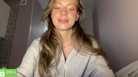 Greetings  Jess online show from April 22, 1:23 pm