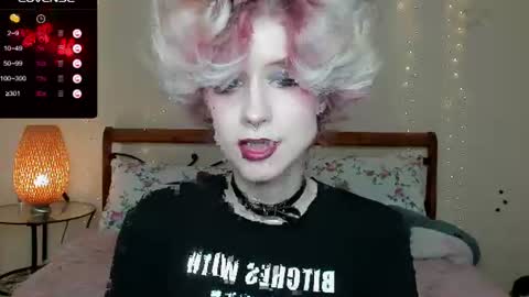 Snapshot of angel_julles chatting on July 18, 4:44 pm Angel Dust online show from July 18, 4:44 pm