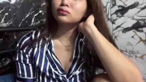 Snapshot of angel_kianna chatting on January 8, 3:58 pm callmekianna online show from January 8, 3:58 pm