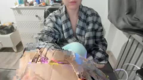 Snapshot of angel_lee__ chatting on January 8, 11:43 am angel_lee__ online show from January 8, 11:43 am