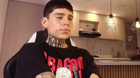 angel_luna0 online show from July 12, 2:46 am
