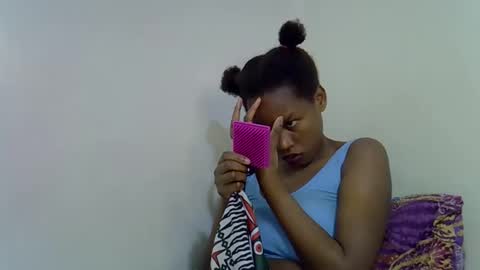 Snapshot of angel_mia5 chatting on November 11, 9:15 pm angel_mia5 online show from November 11, 9:15 pm