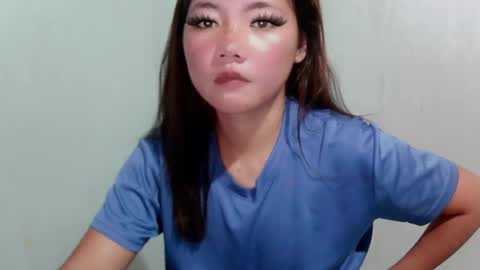 angel_piecumxx online show from July 23, 3:21 pm