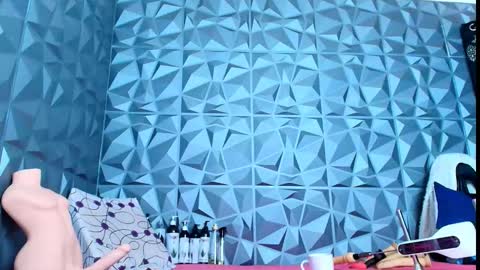 Snapshot of angel_red77 chatting on January 11, 8:14 pm angel red77 online show from January 11, 8:14 pm