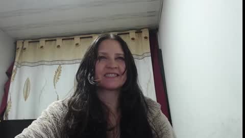 Snapshot of angel_sw chatting on October 1, 12:49 am angel online show from October 1, 12:49 am