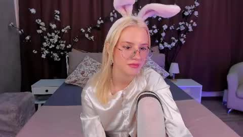 Angelica online show from June 12, 1:54 pm